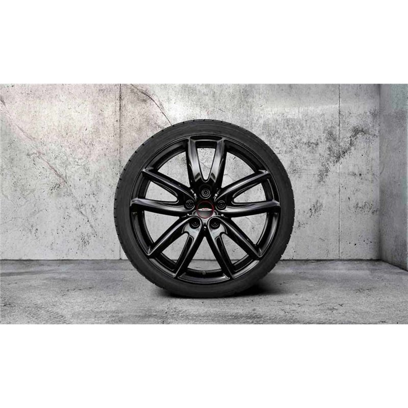 Roues complètes hiver 18" Style 815 pour nouvelle MINI Clubman F54